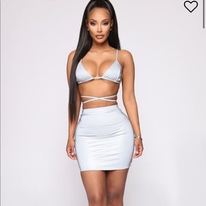 Reflective skirt set